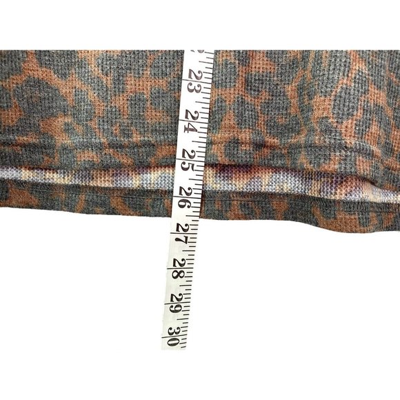 Beach Lunch Lounge Tanya Animal Print Pullover‎ Mock Neck Long Sleeve Size M - Picture 7 of 7